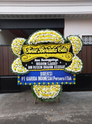 Papan Bunga Duka di Anak Petai